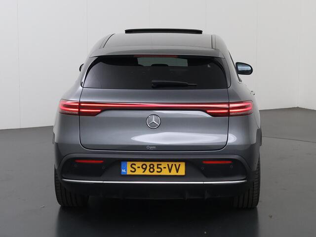 Mercedes-Benz EQC 400 4MATIC AMG Line 80 kWh | Night | Trekhaak | Memory | Schuif/kanteldak | 21" lichtmetalen velgen | Rijassistentiepakket |