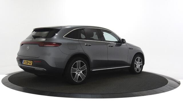 Mercedes-Benz EQC 400 4MATIC Business Solution Luxury 80 kWh SOH 95% / Lederen bekleding / Camera / Navigatie