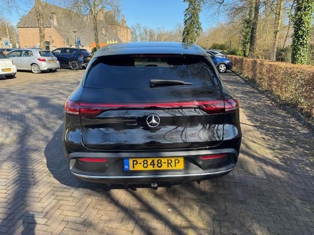 Mercedes-Benz EQC 400 4matic Amg Line 80 Kwh SOH 96,3%/Schuif-kanteldak/Trekhaak/360Camera