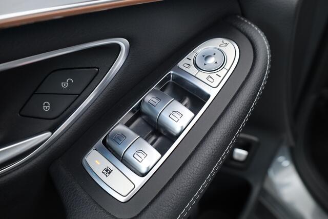 Mercedes-Benz EQC 400 4MATIC AMG Line Premium Plus 80 kWh | SOH 96% | S/K Dak (Pano ) | 360cam | Adapt. Cruise | Memory | Stoelverw. | Dodehoek | Matrix Led