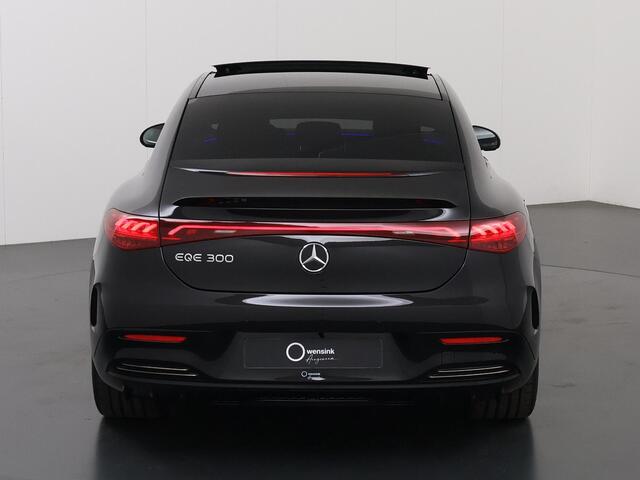 Mercedes-Benz EQE 300 Business Solution AMG 90 kWh | Panoramisch schuifdak | Burmester | AIRMATIC | MBUX augmented reality | Premium Pakket | Akoestisch comfortpakket |
