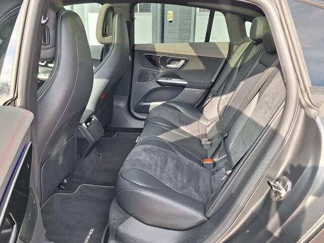 Mercedes-Benz EQE 350+ AMG Line 91 kWh | Panoramadak | Night pakket | Achteruitrijcamera | Memory pakket | Sfeerverlichting | Dodehoekassistentie | Keyless-GO | Elektrische achterklep