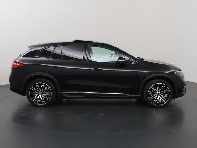 Mercedes-Benz EQE SUV 300 AMG Line 91 kWh | Luchtvering | Head up display | Panoramadak | Trekhaak | Nieuwprijs 103601 euro |