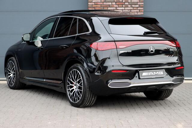 Mercedes-Benz EQE SUV AMG 53 4MATIC+ 91 kWh | MBUX Hyperscreen | Airmatic | Achterasbesturing | Distronic+ | Memory | Stoelventilatie | Burmester | Digital Light | Trekhaak | HUD | Warmtepomp |