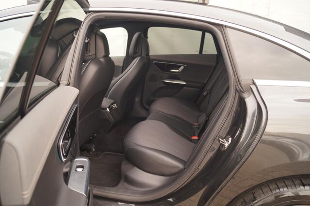 Mercedes-Benz EQE 300 Business Line 89kWh -PANO-LED-ECC-CAM-