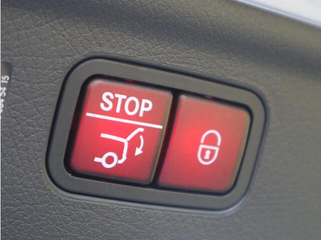 Mercedes-Benz EQE SUV 350 4Matic AMG Line 91 kWh Panoramadak | Navigatie | Trekhaak | 360 camera | Distronic | Memory Seats | Automaat