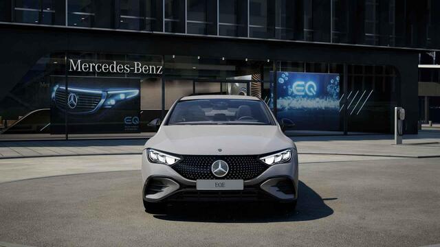 Mercedes-Benz EQE 300 AMG Line 89 kWh | Night | Voor en achter stoelverwarming | Luchtvering | Trekhaak | Achteruitrijcamera |