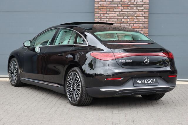 Mercedes-Benz EQE 300 Business Line 90 kWh | 49.000,- ex BTW | Hyperscreen | Luchtvering | Distronic | Panoramadak | Burmester | Camera | | Leder | Verwarmd Stuurwiel | Warmtepomp | Rijassistentiepakket |