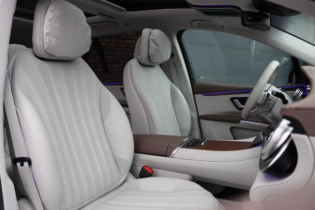Mercedes-Benz EQS SUV 450 4MATIC AMG Line 118 kWh | Facelift | Hyperscreen | Achterasbesturing | Airmatic | Distronic+ | Massage | Burmester | Trekhaak | Verwarmd Stuurwiel | HUD | Stoelventilatie |