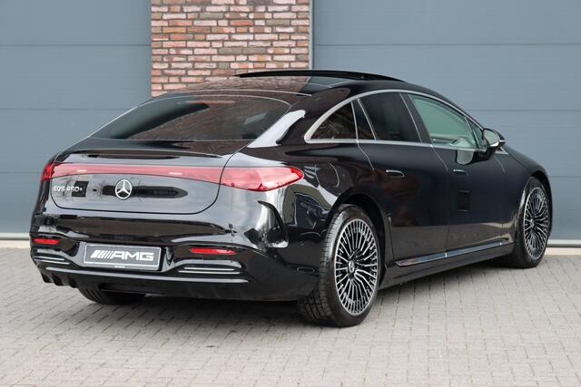 Mercedes-Benz EQS 450+ AMG Line 118 kWh | Facelift | Hyperscreen | Airmatic | Achterasbesturing | Distronic+ | HUD | Verwarmd Stuurwiel | Massage | Stoelventilatie | Digital Light | Panoramadak | Trekhaak |