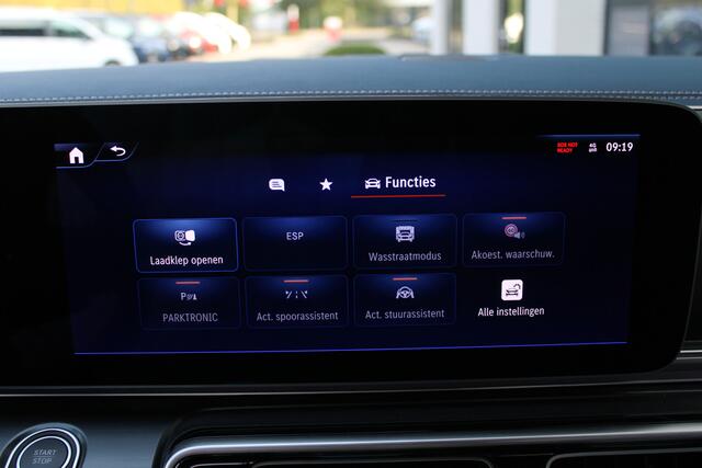 Mercedes-Benz EQV 300 L2 / AMG / New Model / bj2025 / 7-Persoons / Panorama / Led / Electr Stoelen / Vol Opties / NIEUW!!