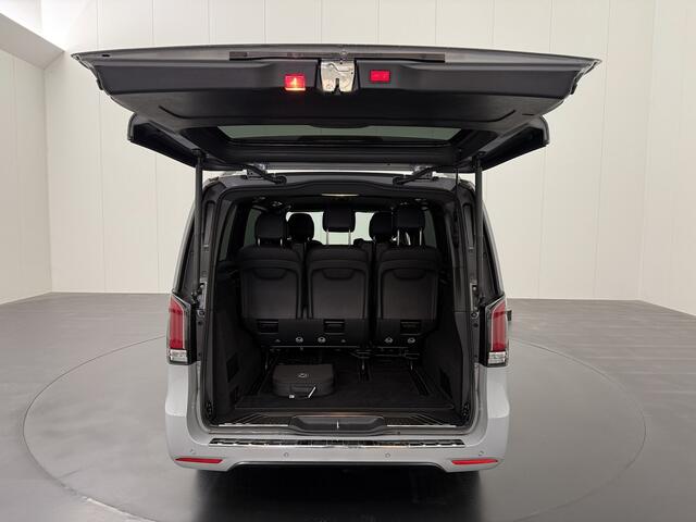 Mercedes-Benz EQV 300 AMG Avantgarde | 7-Persoons | Elektrische Deuren | Leder | Navigatie | Camera | Airco | Cruise