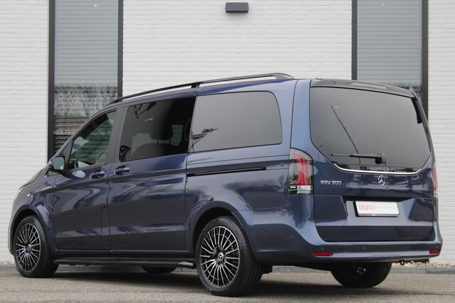 Mercedes-Benz EQV 300 Lang / 7-Persoons / Luchtvering / Electr Stoelen / Vol Opties / NIEUWSTAAT