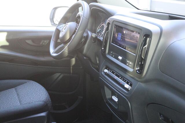 Mercedes-Benz EVITO TOURER 126 L3 PRO 9 persoons // TAXI ACTIE