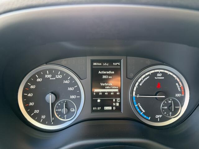 Mercedes-Benz EVITO TOURER PRO L3 9-persoons 90 kWh (WLTP 350 KM)/204 PK