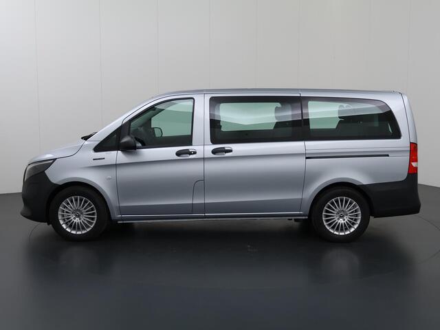 Mercedes-Benz EVITO TOURER 129 L2 PRO 90kWh | 8-PERSOONS | Snelladen 110 KWh | Navigatie | Parkeerpakket | Comfortbestuurdersstoel |Dodehoekassistent | 8 Zitplaatsen | 360Km Range | KORTING ¤25.700,- !!!
