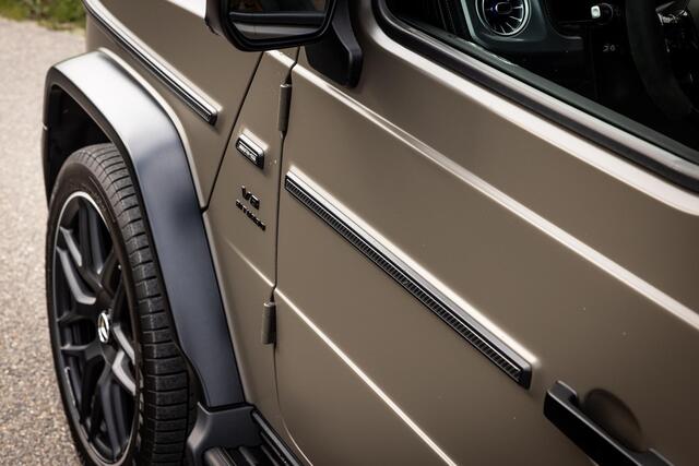 Mercedes-Benz G-KLASSE AMG 63 | Carbon| Donker Olijf Magno | AMG Performance pakket | AMG Nightpakket II | 22-Inch AMG Kruisspaaks | in Consignatie