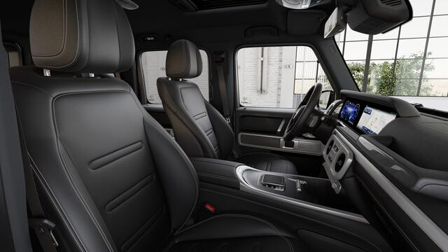 Mercedes-Benz G-KLASSE 580 Nightpakket met EQ-Technologie 116 kWh | Schuifdak | Burmester® | 360° Camera | Distronic | Sfeerverlichting | Car Play | Inclusief 24 maanden Mercedes-Benz Certified garantie voor Europa.