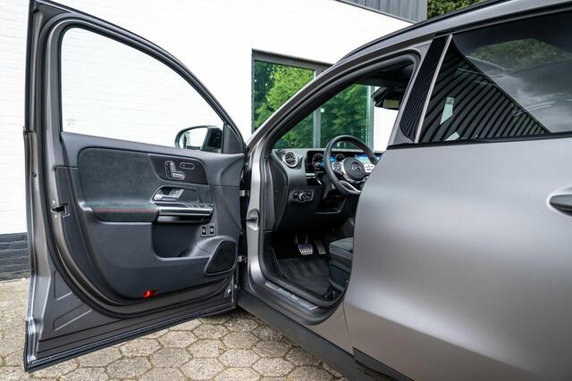 Mercedes-Benz GLA-KLASSE 250 e AMG Carbon Distronic Burmester Memory Magno