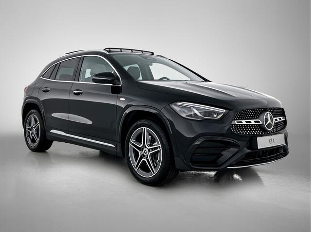 Mercedes-Benz GLA-KLASSE 250 e Business Solution AMG | Trekhaak | Advanced sound system | GUARD 360 ° Vehicle protection Plus | Dodehoekassistent | Panoramaschuifdak | Stoelverwarming voor |