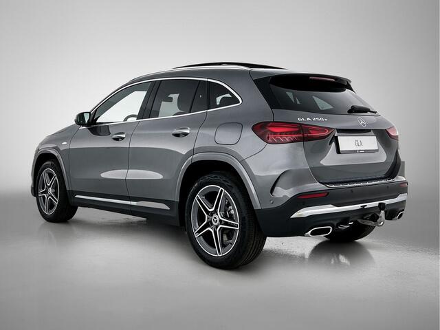 Mercedes-Benz GLA-KLASSE 250 e Business Solution AMG | Trekhaak | Parkeerpakket met achteruitrijcamera | EASY PACK achterklep | Sound system | Dodehoekassistent | Stoelverwarming voor | KEYLESS GO |