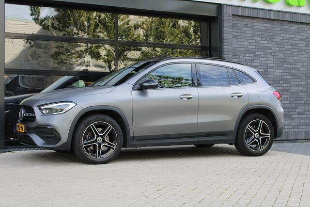 Mercedes-Benz GLA-KLASSE 250 e Business Solution AMG Limited | NAP! | BTW | PANO | MAGNO | ACC | SFEER | ELEK TREKHAAK | DODE HOEK |