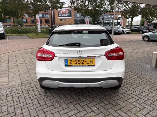 Mercedes-Benz GLA-KLASSE 180 Business Solution | Navi | Camera | 68.231 km Dealeronderhouden