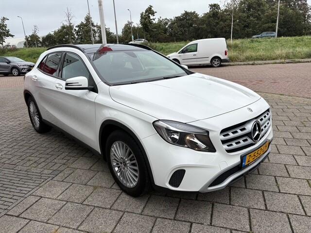 Mercedes-Benz GLA-KLASSE 180 Business Solution | Navi | Camera | 68.231 km Dealeronderhouden
