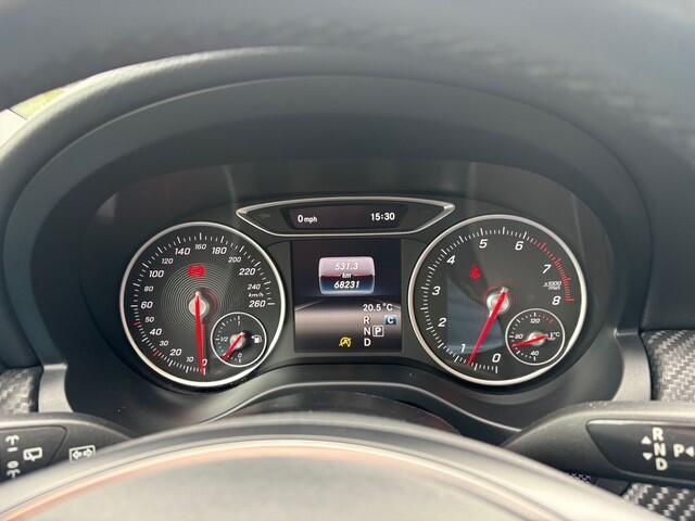 Mercedes-Benz GLA-KLASSE 180 Business Solution | Navi | Camera | 68.231 km Dealeronderhouden