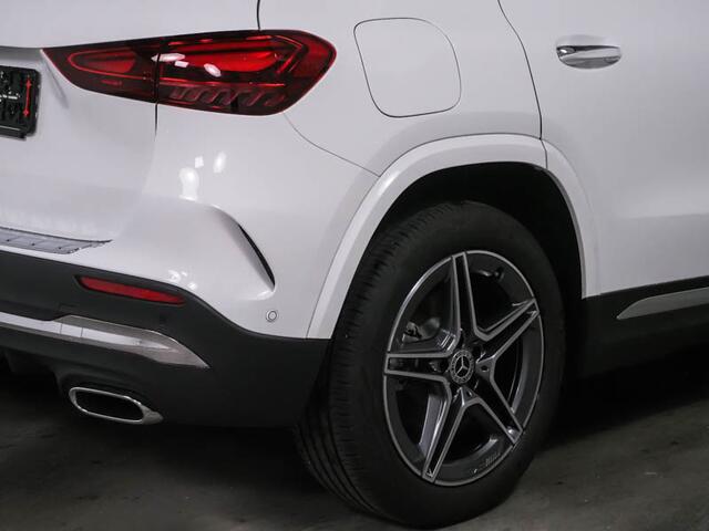 Mercedes-Benz GLA-KLASSE 250 e AMG Plug-In Hybride AMG Line | MultiBeam Koplampen | Dodehoekassist | 11 kW LAden | Stuur en Stoelverwarming. Inclusief 24 maanden Mercedes-Benz Certified garantie voor Europa.