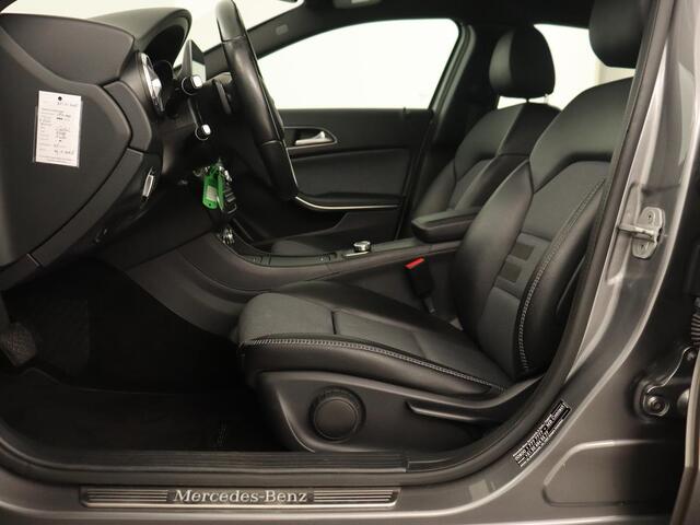 Mercedes-Benz GLA-KLASSE 180d Lease Edition Plus | Trekhaak | Xenon | Half leder | Navigatie | Cruise control | Park Assist | Airco | Bluetooth