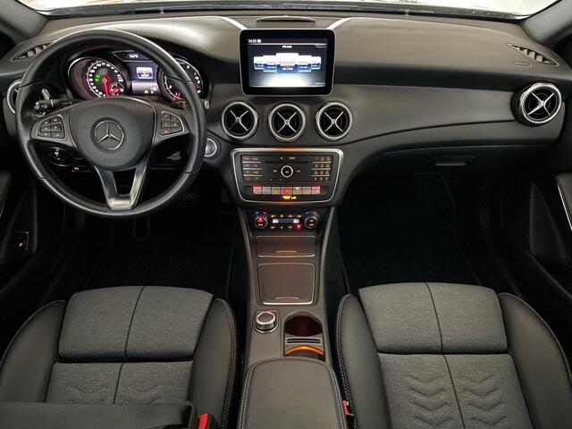 Mercedes-Benz GLA-KLASSE 180 Business Solution Limited | Afneembare trekhaak | Keyless | Elektrische Achterklep | Stoelverwarming | Navigatie | Climate Control | Cruise Control