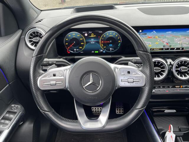 Mercedes-Benz GLA-KLASSE 250 e AMG Line 20"/Panoramadak/Head-up/Dodehoek/Adaptieve cruise/360 camera/Keyless/Matrix LED/Stoelverwarming/Apple Carplay & Android Auto