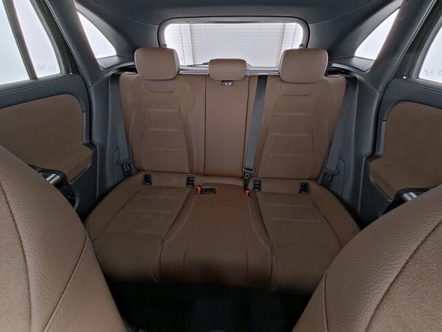 Mercedes-Benz GLA-KLASSE 250 e AMG Plug-In Hybride AMG Line | Dodehoek Assist | Memory voorstoelen | 11 kW Laden | stuur en Stoelverwarming. Inclusief 24 maanden MB Certified garantie voor Europa.