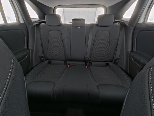 Mercedes-Benz GLA-KLASSE 250 e Plug-In Hybride Edition Progressive Line | Panorama Schuif-Kanteldak | MultiBeam Koplampen | Thermotronic Airco | Distronic. Inclusief 24 maanden MB Certified garantie voor Europa.