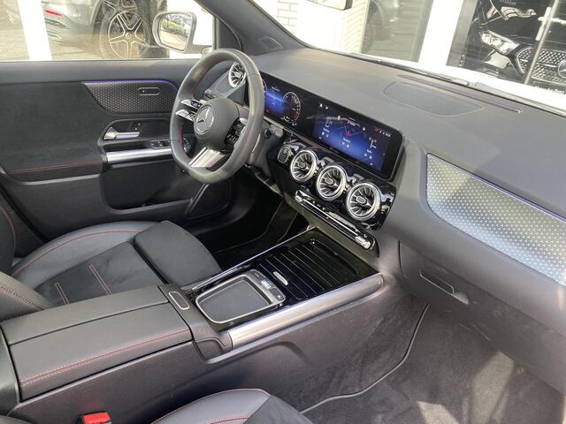 Mercedes-Benz GLA-KLASSE GLA 250 e AMG | Panoramadak