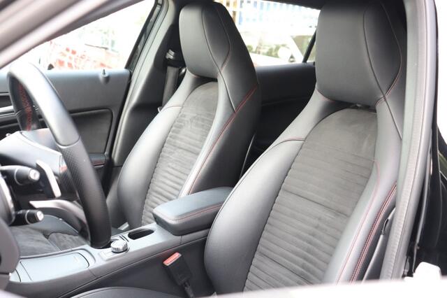 Mercedes-Benz GLA-KLASSE 180 AMG AUT/ORIG.NL/BI-XENON/CLIMA/CRUISE/19