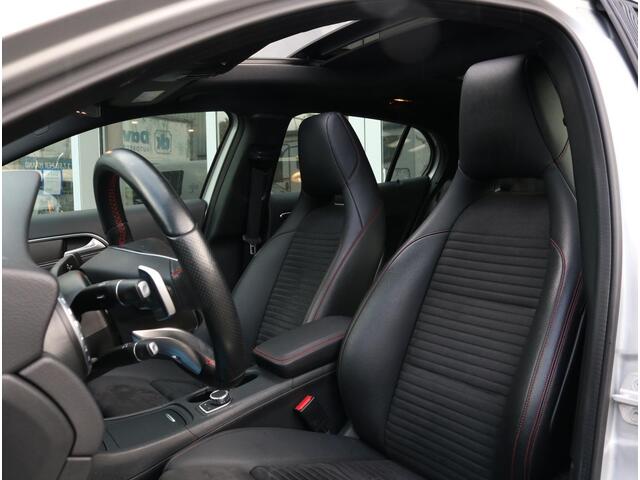 Mercedes-Benz GLA-KLASSE 180 AMG Line | Panoramadak