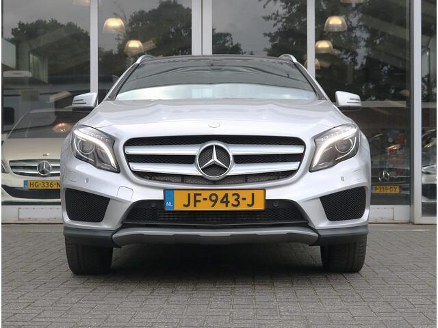 Mercedes-Benz GLA-KLASSE 180 AMG Line | Panoramadak