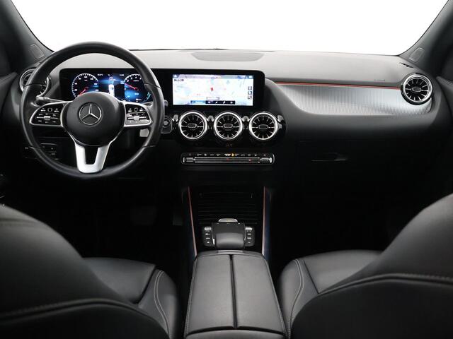 Mercedes-Benz GLA-KLASSE 250 e Luxury Line | Panoramadak | Night pakket | Multibeam |