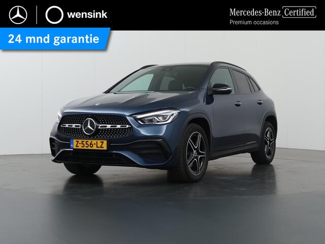 Mercedes-Benz GLA-KLASSE 250 e AMG Line | Night | Panoramadak | Sfeerverlichting | Parkeercamera | Apple carplay |