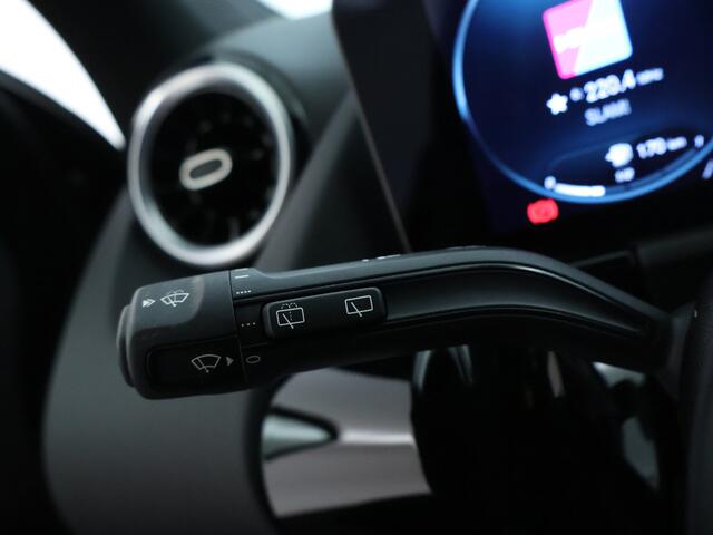 Mercedes-Benz GLA-KLASSE 250 e Plug-In Hybride Stoelverwarming voor | Easy Pack Kofferklep | Achteruitrijcamera | Elektrisch inklapbare buitenspiegels. Inclusief 24 maanden MB Certified garantie voor Europa.