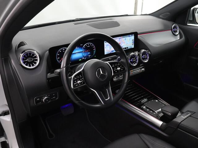 Mercedes-Benz GLA-KLASSE 250 e Progressive | Stoelverwarming | Widescreen | Sfeerverlichting | Achteruitrijcamera |