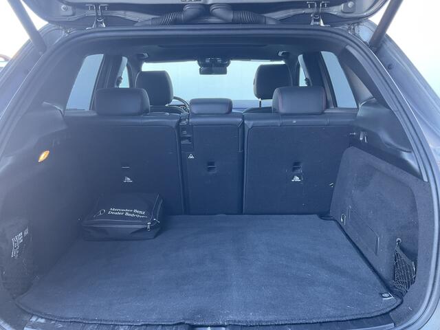 Mercedes-Benz GLA-KLASSE 180 Aut7 Solution AMG Pano.dak Stoel elctr+verw. Carplay Camera Business