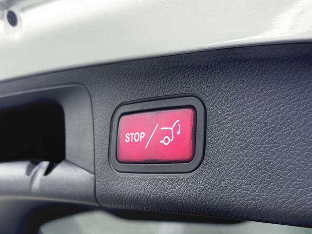 Mercedes-Benz GLA-KLASSE 220 d AMG PANO SFEER | ZO GOED ALS NIEUW !