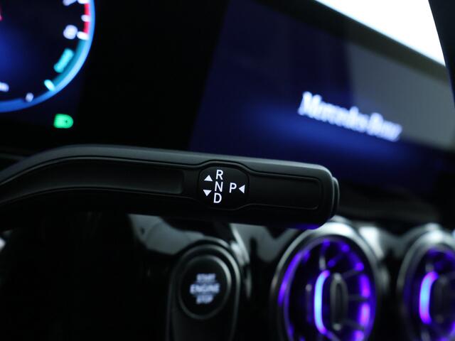 Mercedes-Benz GLA-KLASSE 250 e Plug-In Hybride Luxury | Trekhaak | Sfeerverlichting | Dode Hoek Ass | Stoelverwarming | LED | Inclusief 24 maanden Mercedes-Benz Certified garantie voor Europa.