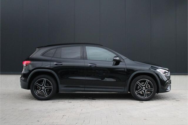 Mercedes-Benz GLA-KLASSE 250 e AMG Line - Pano - Multibeam LED - Navi - Blind Spot - Camera - Burmester - Memory - Ambienteverlichting - Rijklaar