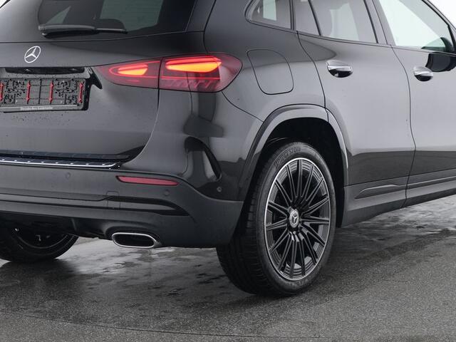 Mercedes-Benz GLA-KLASSE 250 e AMG Plug-In Hybride AMG Line Premium Plus | Night Pakket | Trekhaak | Panorama Schuif-Kanteldak | Burmester® | 20 Inch AMG Velgen . Inclusief 24 maanden MB Certified garantie voor Europa.