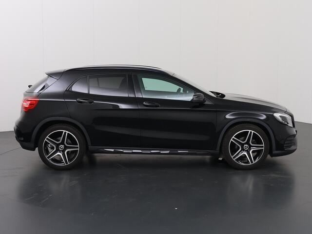 Mercedes-Benz GLA-KLASSE 180 Business Solution AMG | Night | Keyless | Achteruitrijcamera | Stoelverwarming |