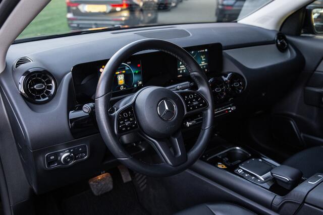 Mercedes-Benz GLA-KLASSE 180 , Trekhaak, Camera,